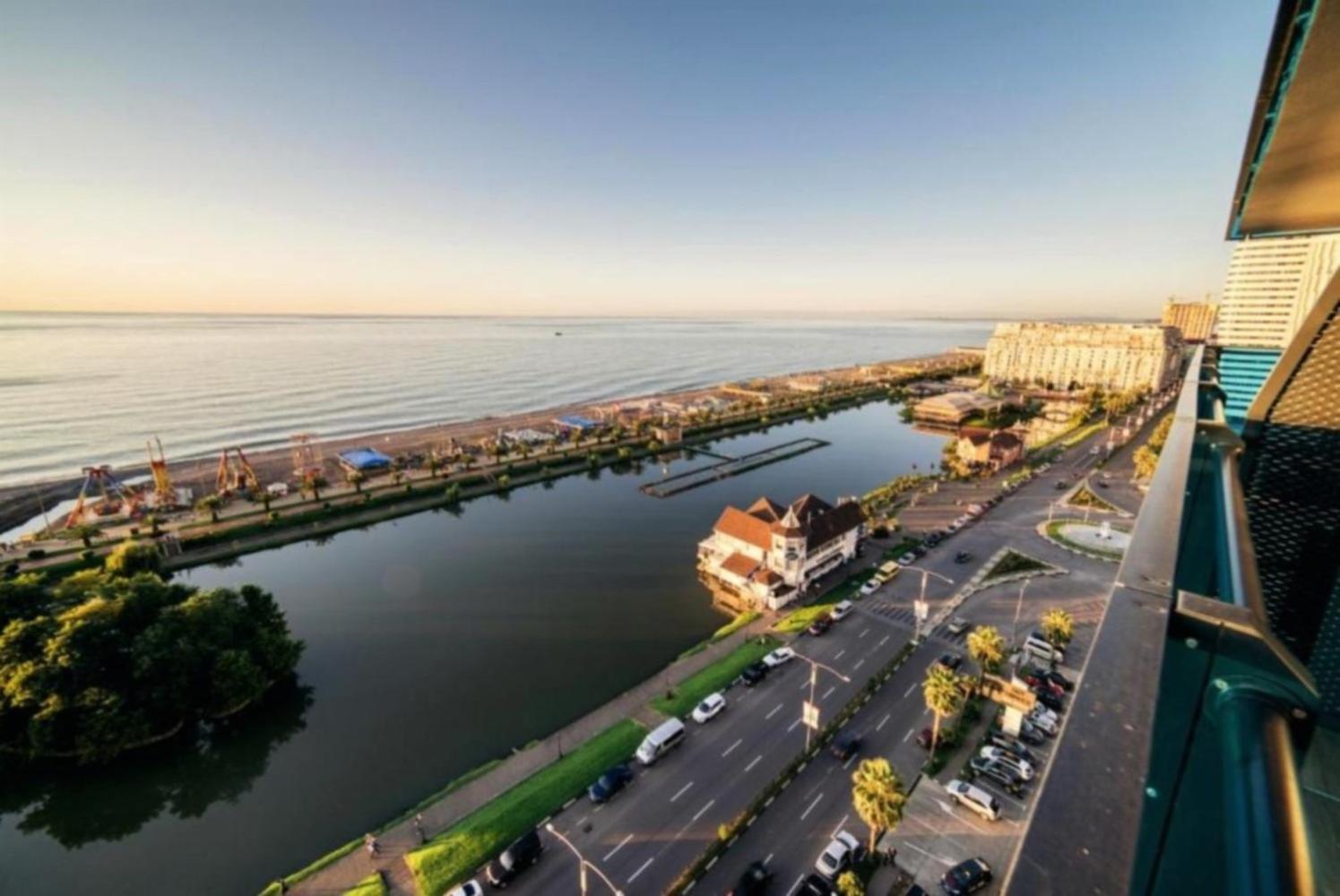 Panorama Black Sea View & Aparthotel Batum Dış mekan fotoğraf